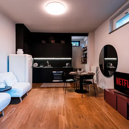 דירה 2' Citta Alta - Loft Moderno In Borgo Storico ברגמו
